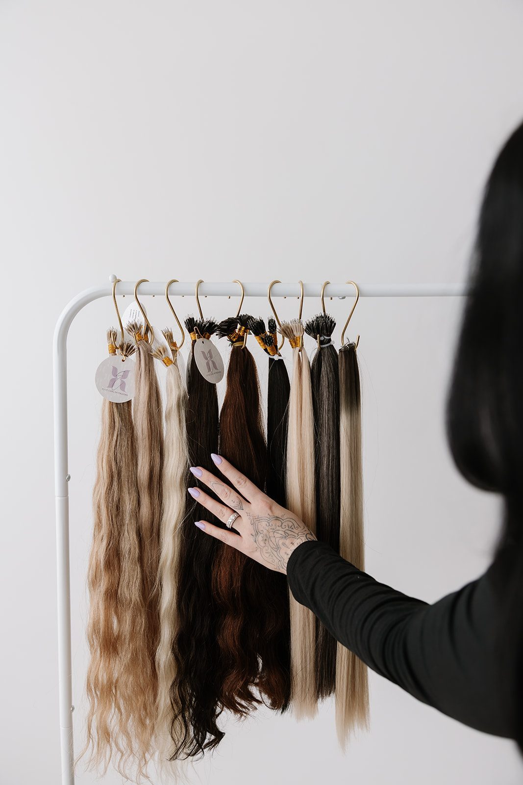 Choosing a bundle from the shade rack